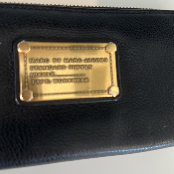 Marc Jacobs Wallet - Picture 2 of 4